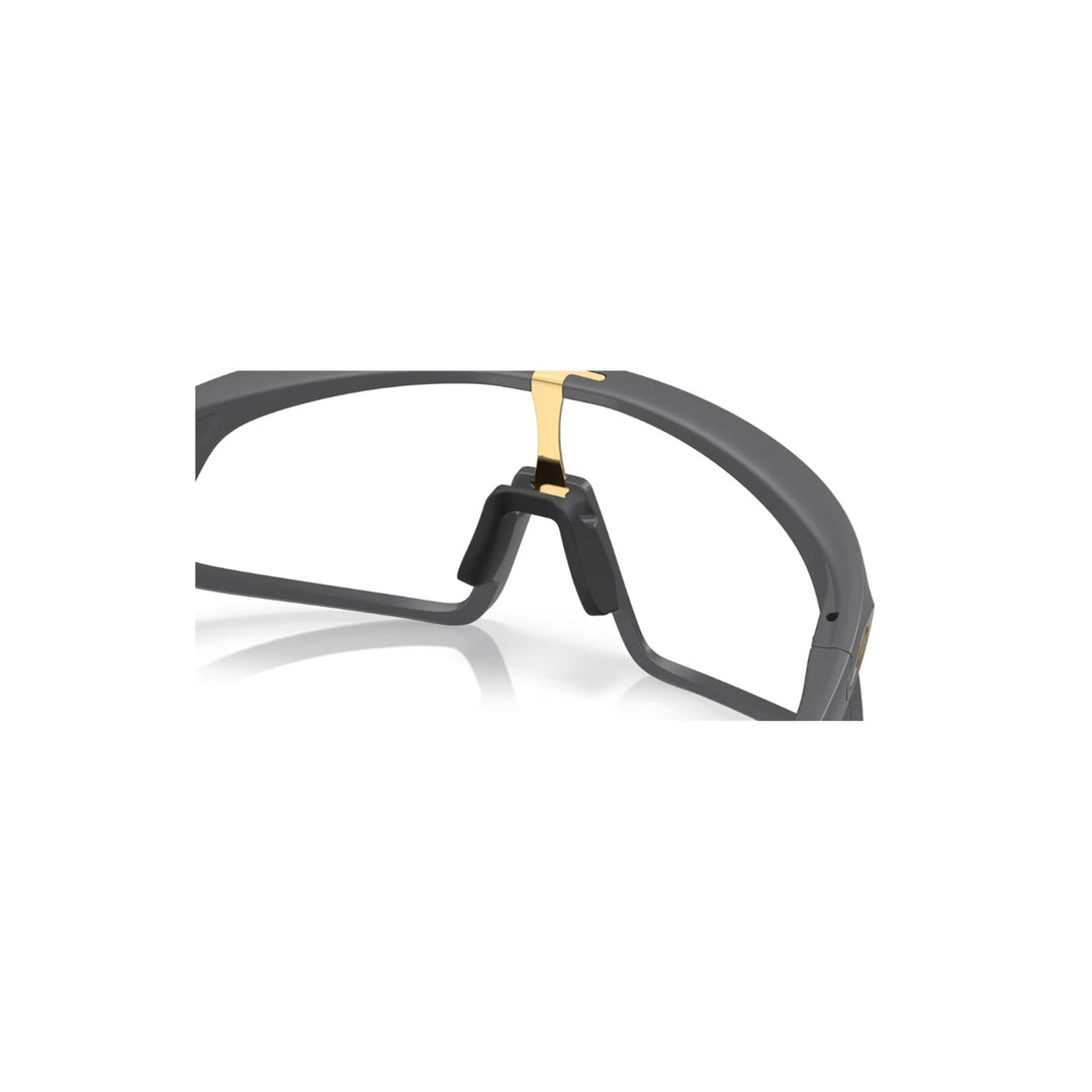 Oakley RSLV Photochromic