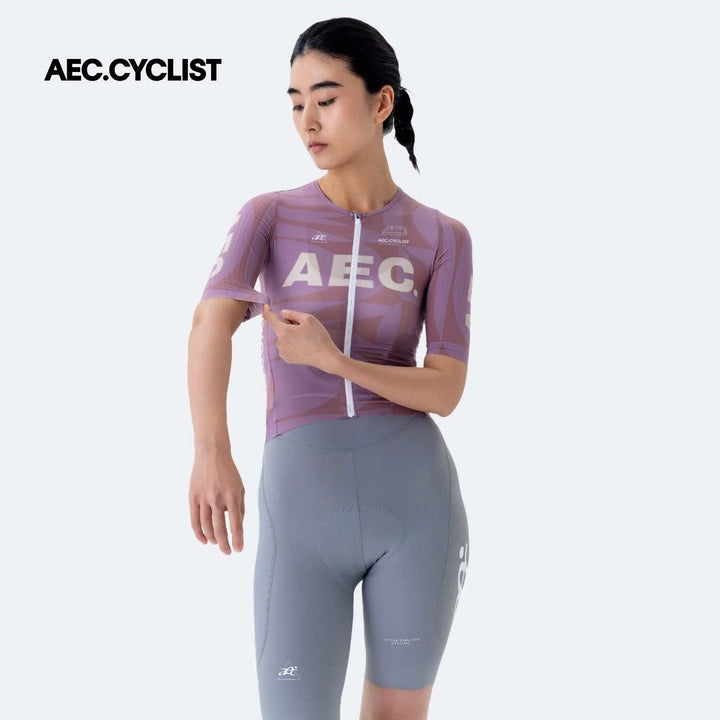 AEC Cyclist Women&